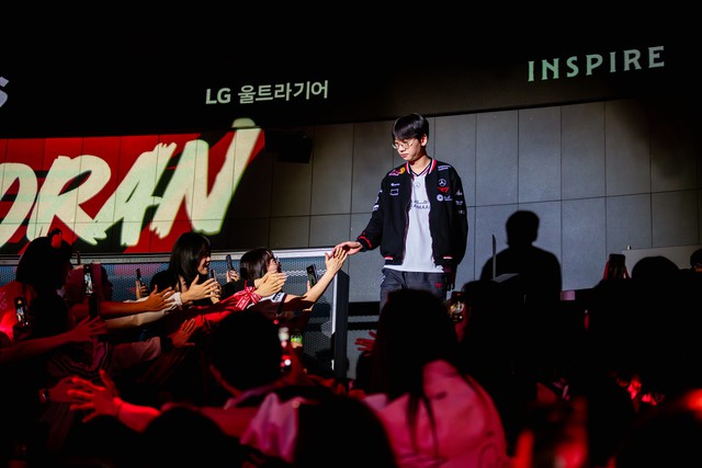 Từ khi bắt đầu sự nghiệp thì Doran chưa thắng được LPL bất kỳ BO5 nào ở CKTG