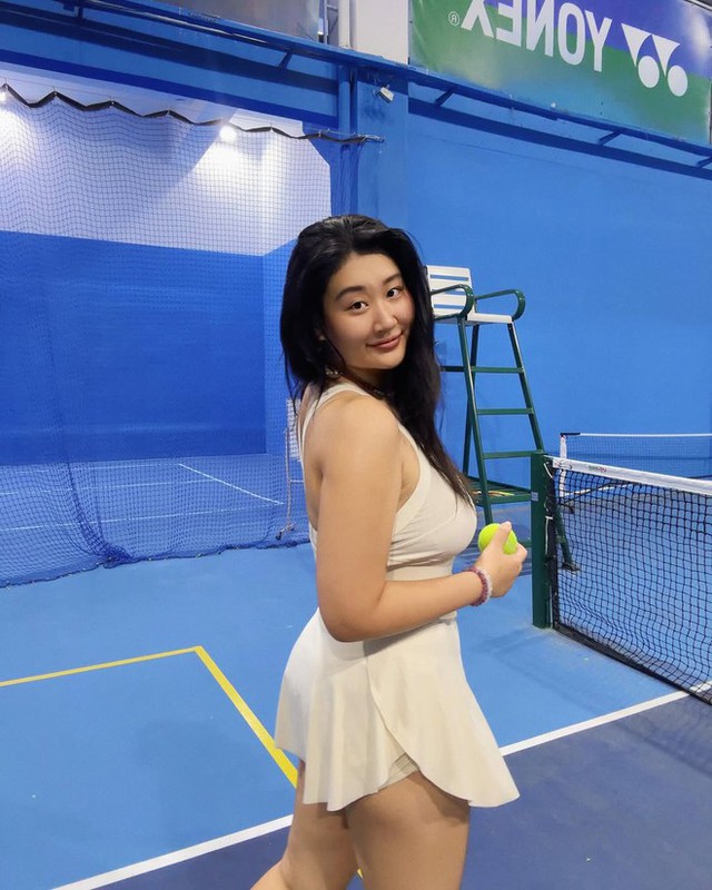 Bị mắng "gọi vốn" vì mặc đồ pickleball quá bé, cô gái 80kg đáp trả- Ảnh 6.