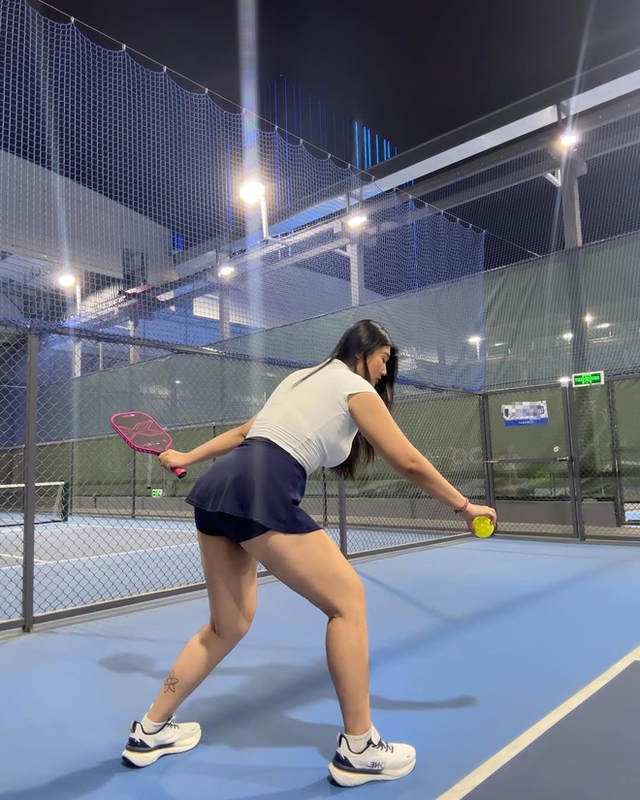 Bị mắng "gọi vốn" vì mặc đồ pickleball quá bé, cô gái 80kg đáp trả- Ảnh 8.