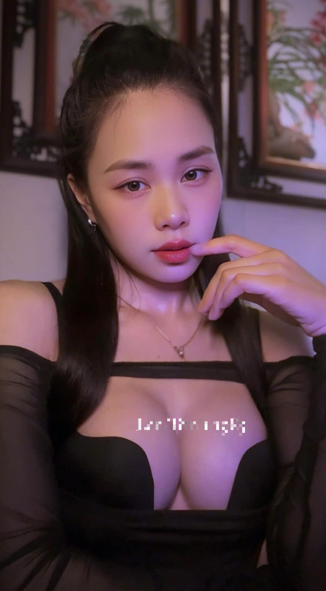 U50 nhưng nhan sắc đỉnh hơn gái 18, hot girl khiến nhiều anh em không dám tin vào mắt- Ảnh 1. U50 nhưng nhan sắc đỉnh hơn gái 18, hot girl khiến nhiều anh em không dám tin vào mắt- Ảnh 1.