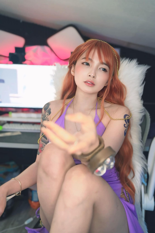 Hot girl cực quyến rũ trổ tài cosplay Nami, nuột nà không tì vết- Ảnh 3.