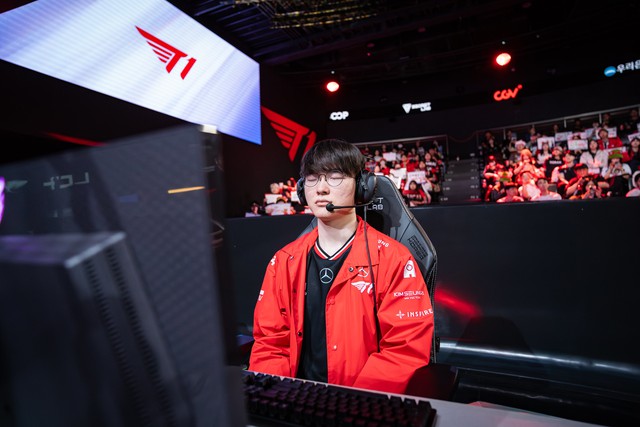 Lịch thi đấu Regular Seasons 2025 mới nhất: T1 rộng cửa vào playoffs- Ảnh 1. Lịch thi đấu Regular Seasons 2025 mới nhất: T1 rộng cửa vào playoffs- Ảnh 1.