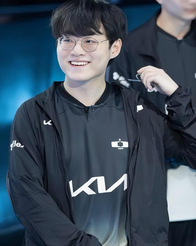 Đây là tuyển thủ đang được yêu cầu chuyển xuống Challengers nhiều bậc nhất LCK hiện tại- Ảnh 3. Đây là tuyển thủ đang được yêu cầu chuyển xuống Challengers nhiều bậc nhất LCK hiện tại- Ảnh 3.