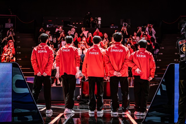T1 có cơ hội vươn lên top 2 của BXH Regular Seasons 2025 T1 có cơ hội vươn lên top 2 của BXH Regular Seasons 2025