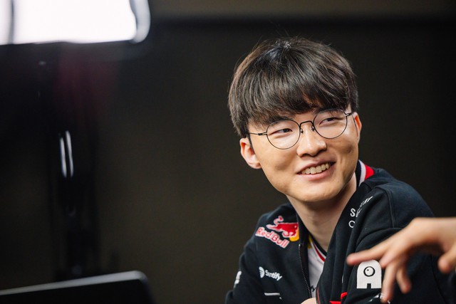 Faker được đối thủ trực tiếp tại MSI 2025 ca ngợi như