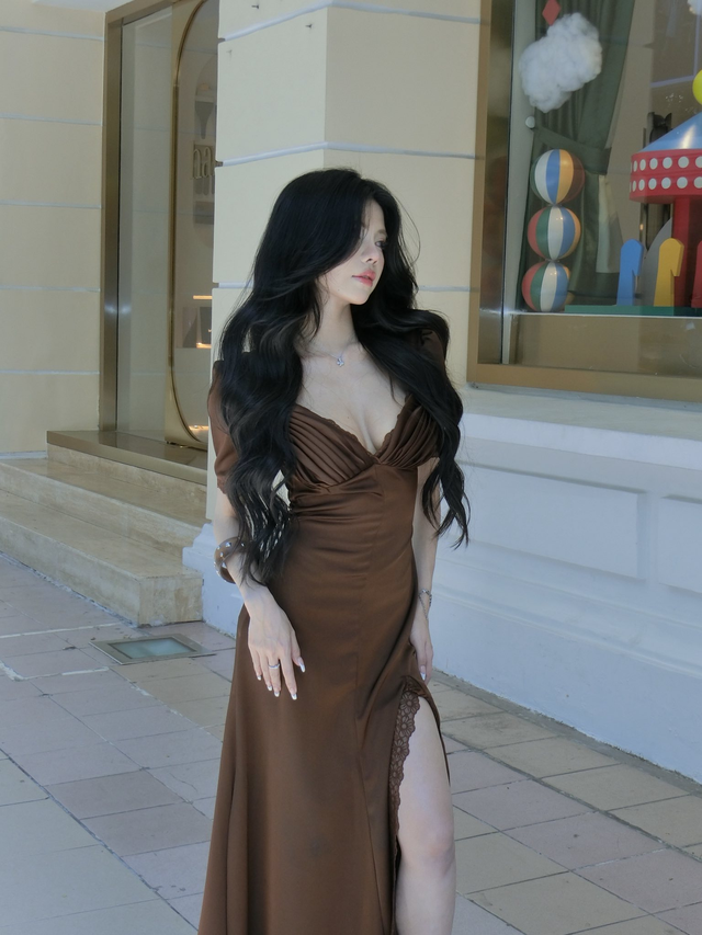 Đu trend "Trạm tỷ", Mai Dora khiến người xem không khỏi "căng mắt"- Ảnh 1.