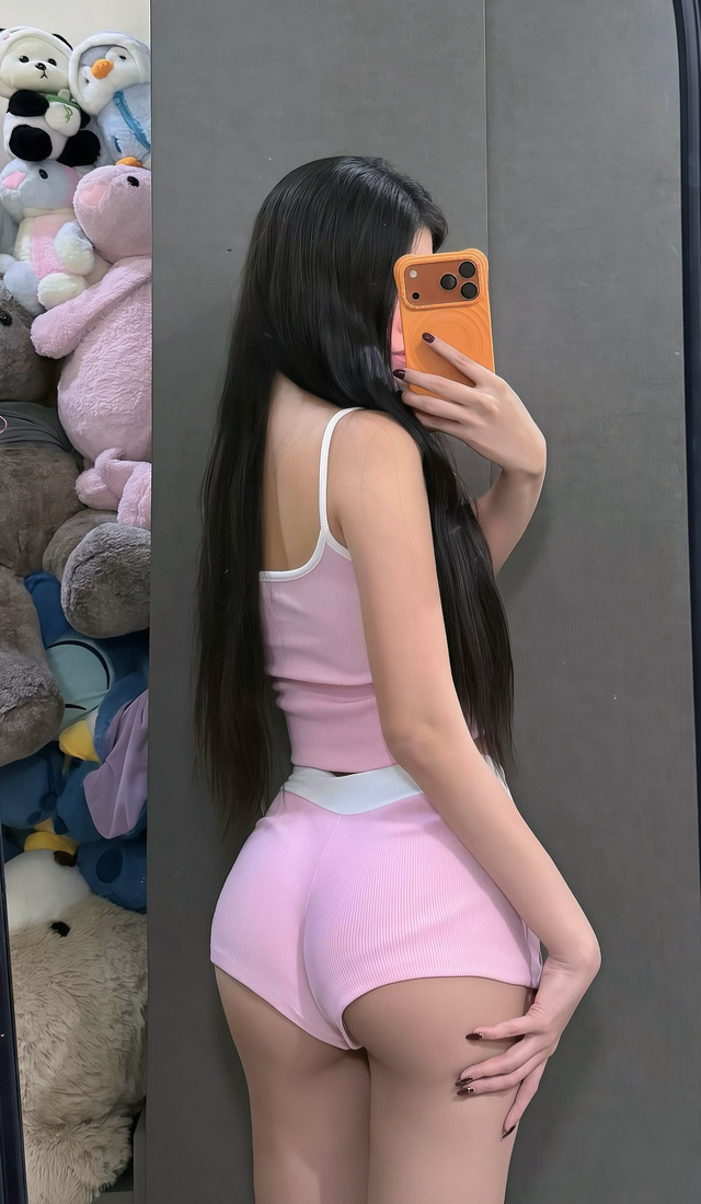 Trở lại với phiên bản Hello Kitty, Trà Hạ Ly lại khiến CĐM ngỡ ngàng- Ảnh 2.