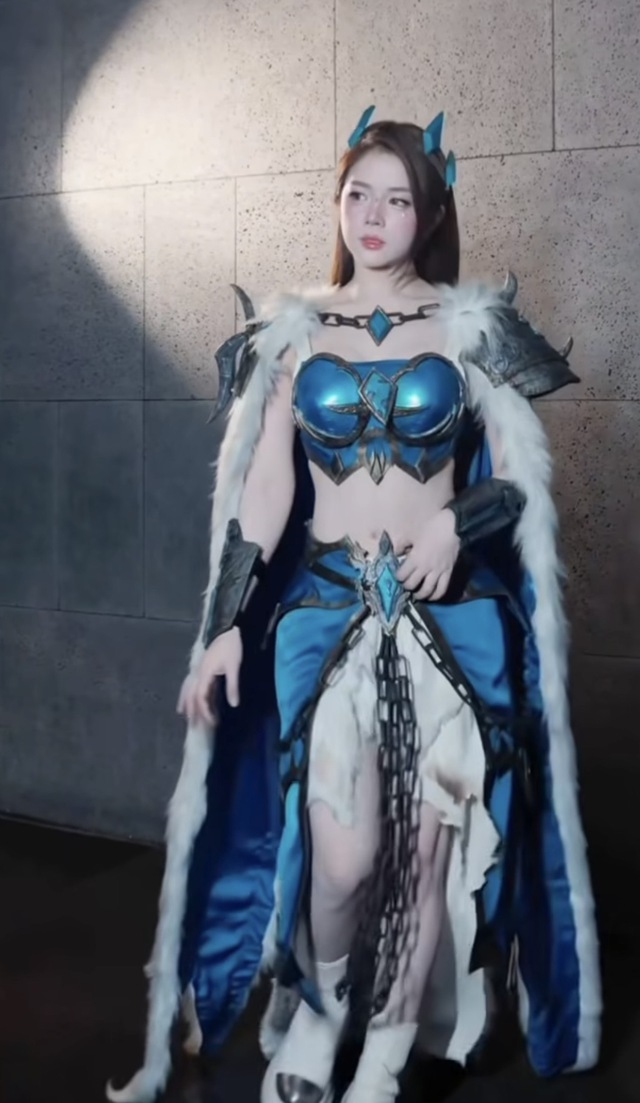 DJ Mie lại tung "skin", vừa xuất hiện đã khiến fan gục ngã- Ảnh 6. DJ Mie lại tung "skin", vừa xuất hiện đã khiến fan gục ngã- Ảnh 6.