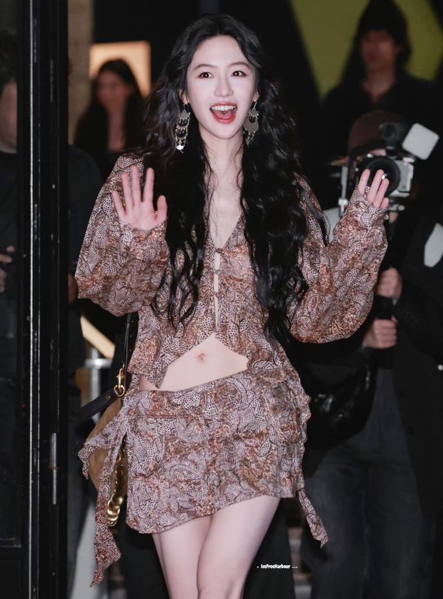 Không thể chê nổi mỹ nhân có thân hình vuốt ve thị giác: Visual xô đổ mọi chuẩn mực, ngắm xong chả muốn yêu ai- Ảnh 7.