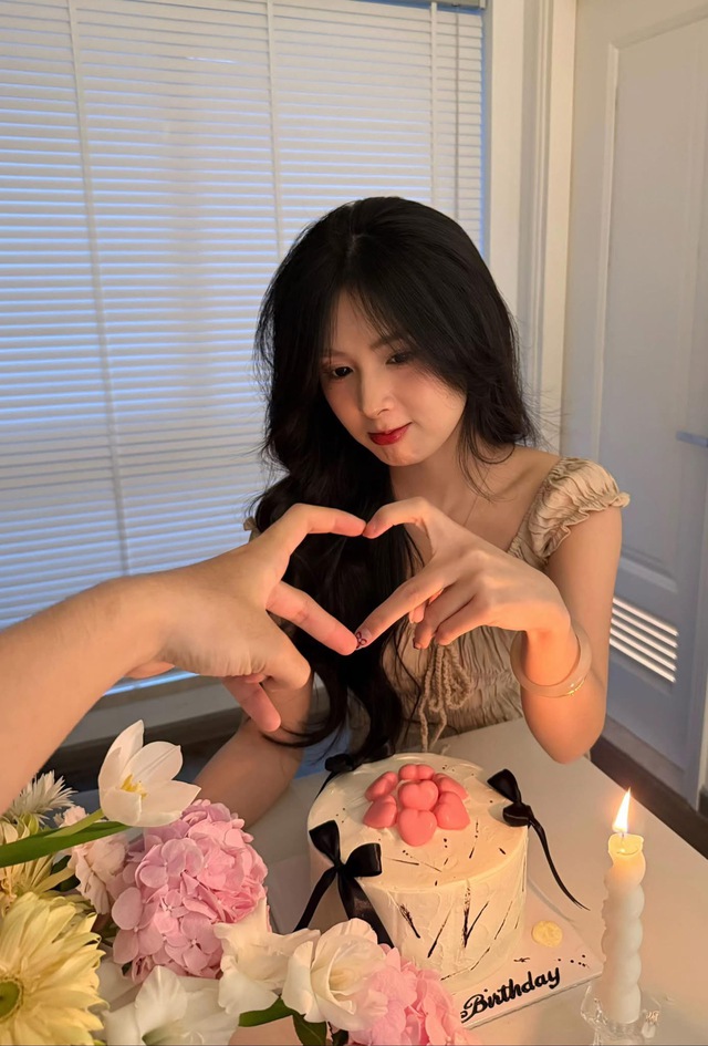 Quỳnh Alee vượt qua "toxic" như thế nào?- Ảnh 7. Quỳnh Alee vượt qua "toxic" như thế nào?- Ảnh 7.