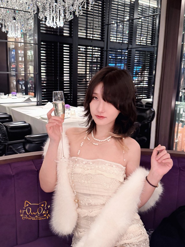 Ngỏ ý ghé thăm Việt Nam, "bản sao" của Sơn Tùng M-TP khiến CĐM thích thú- Ảnh 4.