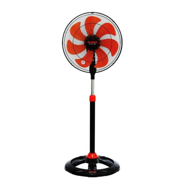 Công khai "bán quạt", nữ coser khiến triệu anh em game thủ "hoảng hồn"- Ảnh 4.
