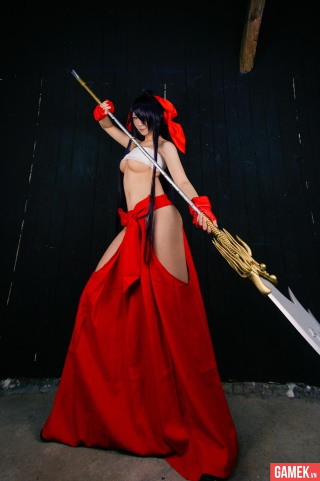 Bỏng mắt với cosplay về 