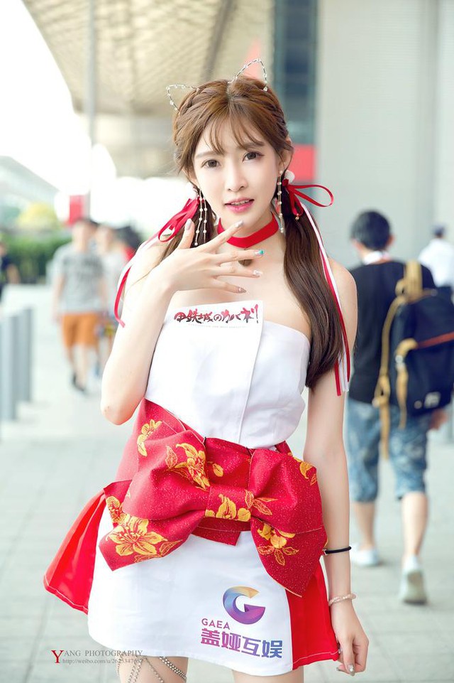 Vương Vũ Sam - Showgirl xinh đẹp nhất tại sự kiện ChinaJoy 2017 vừa qua
