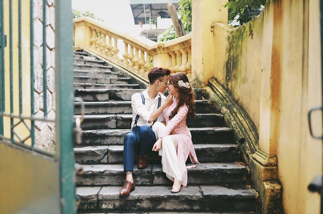 Tùng và Trâm, chủ nhân chiếc thiệp cưới Mario độc nhất Việt Nam (ảnh nhân vật cung cấp)