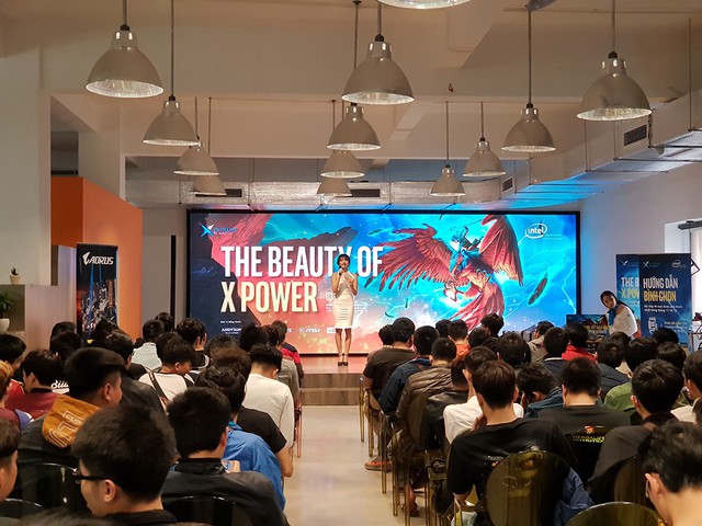 Bỏng mắt những cỗ máy tính chiến game đẹp nhất Việt Nam tại sự kiện The Beauty of X Power