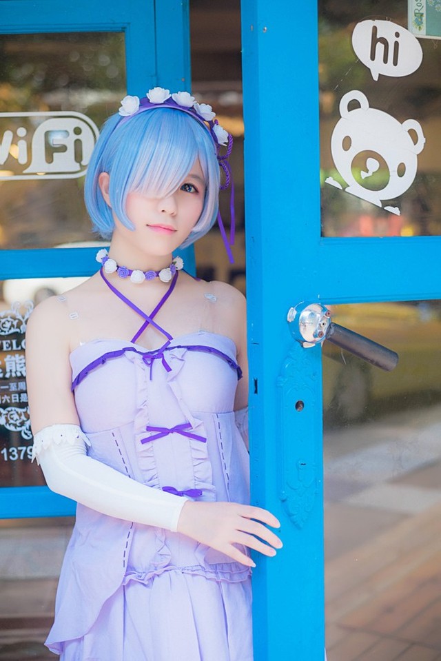 Cosplay cô nàng Rem tuyệt đẹp trong Re:Zero - Càng ngắm càng mê