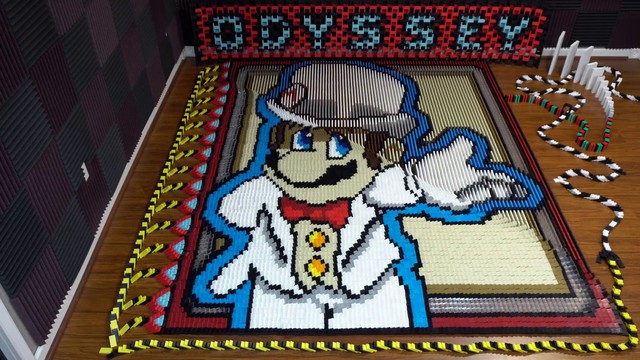 Cực đã mắt với màn đổ 148.777 mảnh Domino mừng Super Mario Odyssey