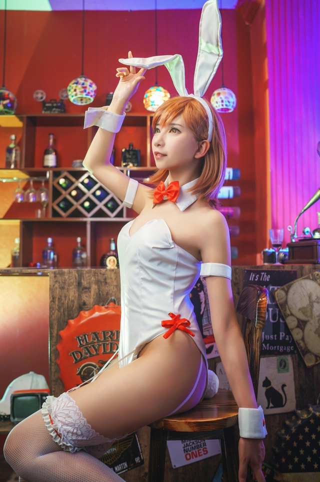 Chảy máu mũi với cosplay Thỏ Ngọc cực gợi cảm và nóng bỏng