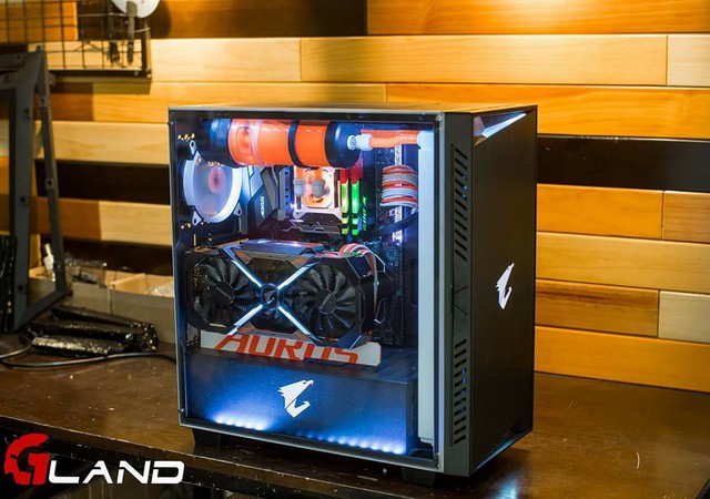 Chiêm ngưỡng bộ máy tính toàn đồ chơi khủng Gigabyte Aorus tuyệt đẹp của game thủ Việt