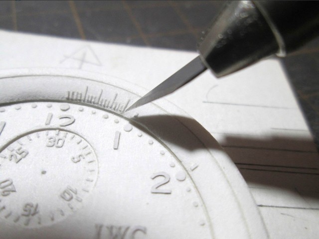 Bằng sự khéo tay, nghệ nhân Nhật Bản đã chế tác thành công chiếc đồng hồ Rolex... bằng giấy