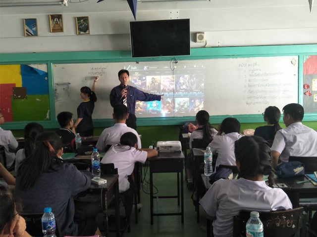 Một lớp học phổ biến kiến thức về Liên Quân Mobile bất ngờ xuất hiện ở Thái Lan