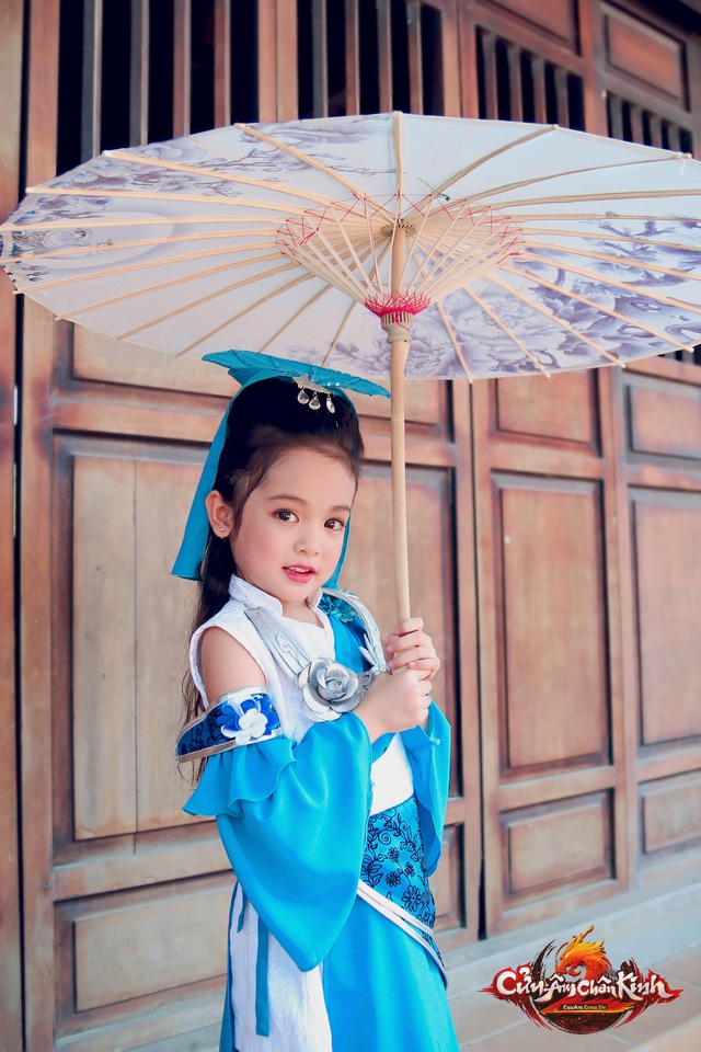 Không thể không lung lay trước vị chưởng môn xinh đẹp này…