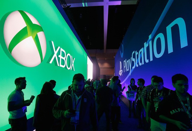 Microsoft có thể mua lại các công ty lớn nhất làng game như EA hay Valve