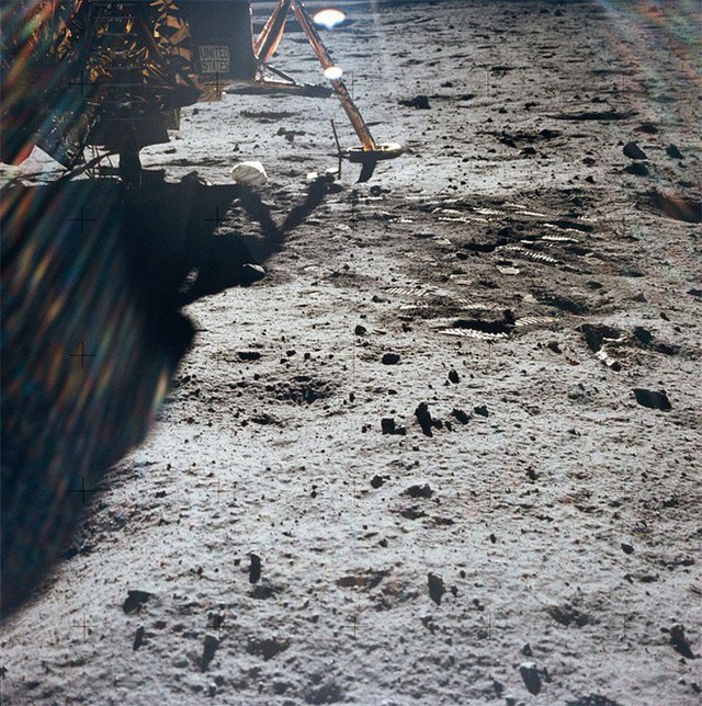 Thực hư giả thuyết Neil Amstrong không phải người đầu tiên đặt chân lên Mặt Trăng làm đau đầu dân mạng gần đây - Ảnh 6.