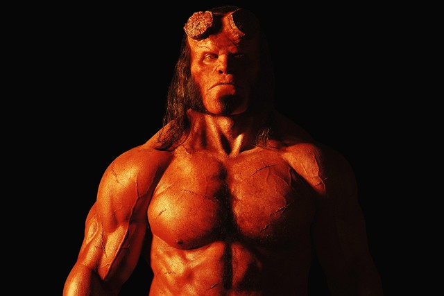 Tung poster cực nóng, Hellboy hứa hẹn thiêu đốt màn ảnh vào năm 2019 - Ảnh 2.