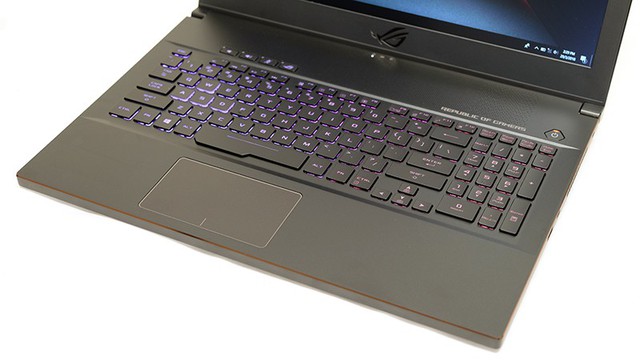 Laptop chơi game Asus ROG Zephyrus M - Mạnh mẽ lại mỏng nhẹ hợp thời trang nhưng vẫn chưa đủ - Ảnh 7.