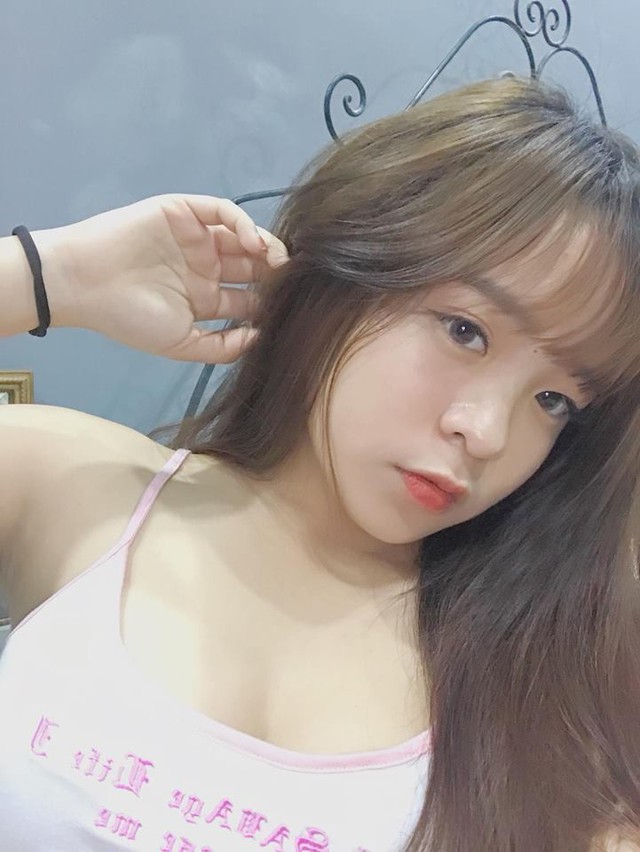 Ngắm nhan sắc cute lạc lối của Chu Thị Khánh Vân - Hot streamer mới 17 tuổi đã kiếm được ngàn đô 1 tháng - Ảnh 3.