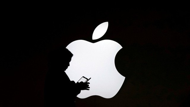 Apple phản hồi việc bị cài chip gián điệp vào máy chủ: “Báo cáo của Bloomberg là bịa đặt và không đúng sự thật” - Ảnh 1.