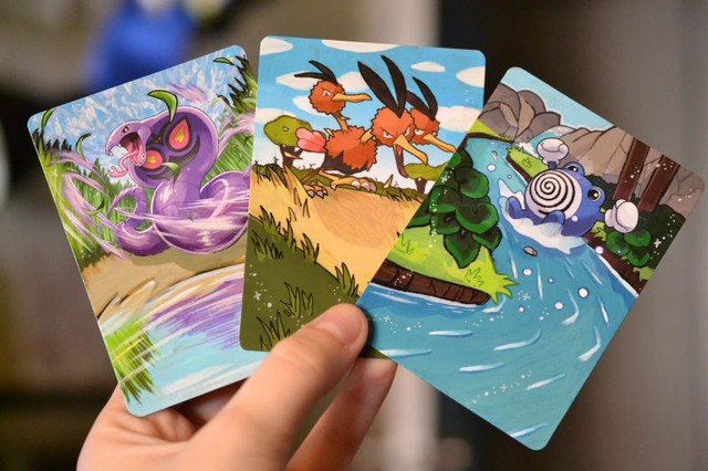 Ngỡ ngàng với bộ sưu tập tranh tuyệt đẹp được vẽ từ chính những lá bài Pokemon - Ảnh 12.