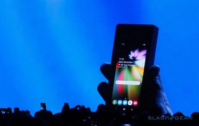 Smartphone màn hình gập của Samsung sẽ có giá lên tới 2500 USD, bằng hai chiếc iPhone XS Max bản 256GB - Ảnh 1.