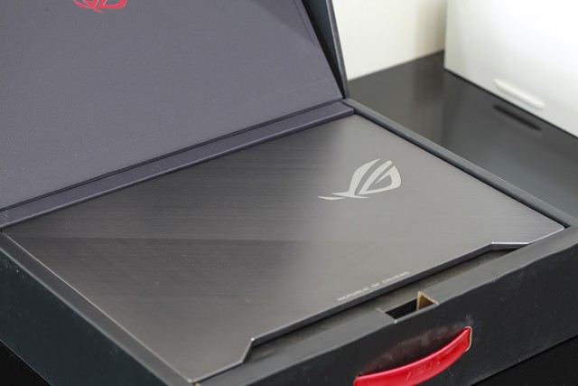 Đánh giá chi tiết laptop Gaming ROG Strix Scar II GL504: Vô địch trong phân khúc cận cao cấp - Ảnh 4.