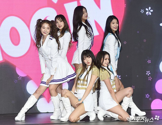 Hàn Quốc xuất hiện nhóm nhạc nữ Esports đầu tiên, tất cả các em đều xinh như mộng - Ảnh 8.