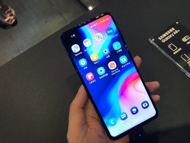 Samsung ra mắt Galaxy A8s : Smartphone màn hình đục lỗ đầu tiên trên thế giới, 3 camera sau, chip Snapdragon 710, loại bỏ jack 3.5mm - Ảnh 4.