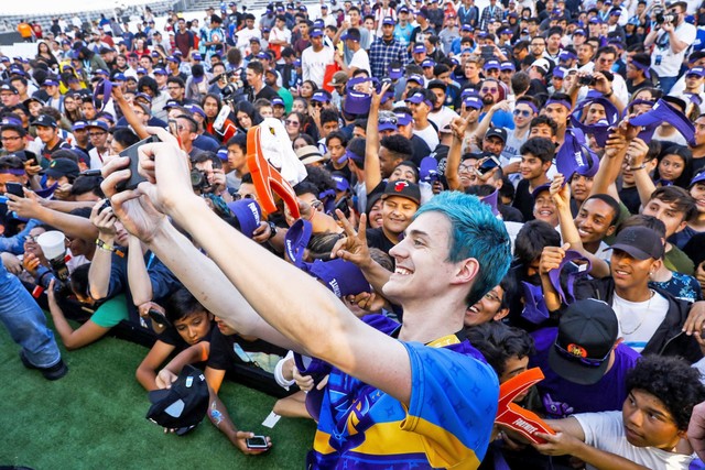 Ninja: Ngừng việc đồn đoán lại, tôi chẳng nhận được một xu nào từ Epic Games để chơi Fortnite cả - Ảnh 3.