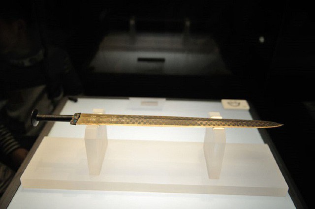 Mười thanh kiếm bí ẩn nhất trong lịch sử, riêng cái cuối dài gần 4m, nặng 15kg - Ảnh 10.