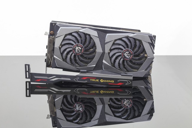 Đánh giá nhanh MSI GeForce RTX 2070 Gaming Z: Diện mạo mới, sức mạnh vẫn là huyền thoại - Ảnh 2.