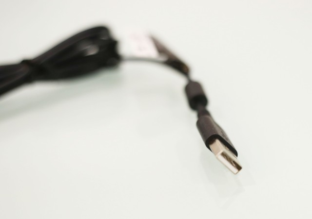  Đầu USB dùng dể kết nối chiếc Logitech C922 với máy tính, đơn giản là cắm vào là dùng! 