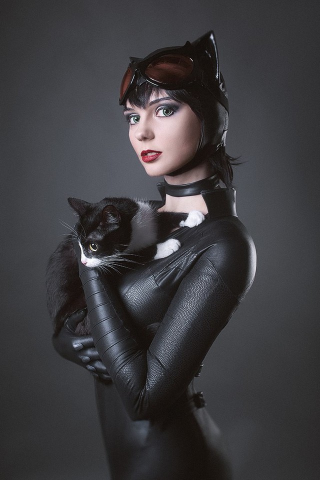 Cùng ngắm cosplay Catwoman cực nóng bỏng và gợi cảm