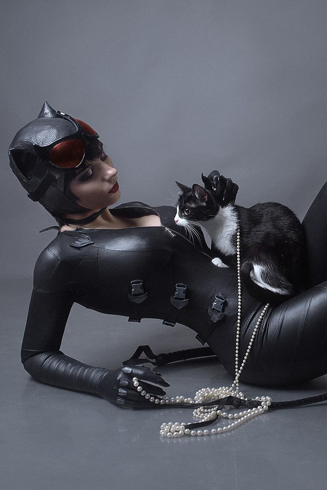 Cùng ngắm cosplay Catwoman cực nóng bỏng và gợi cảm