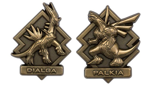  2 chiếc Pin Pokemon huyền thoại Dialga và Palkia 
