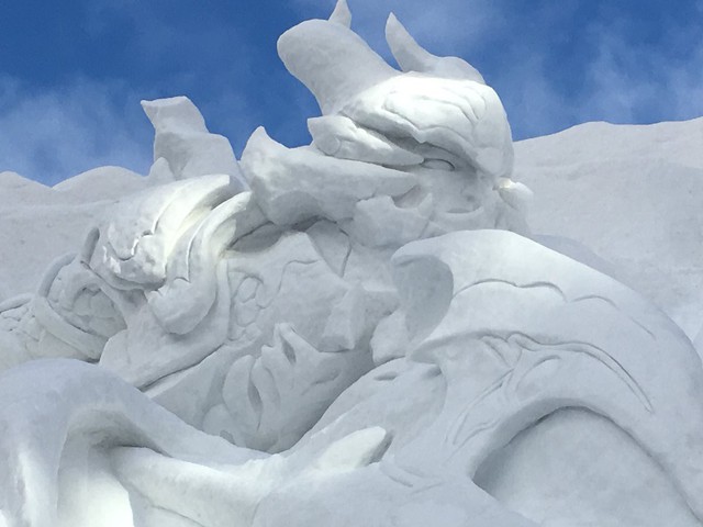 Cho dù không chơi Final Fantasy XIV, nhưng bạn chắc chắn không thể bỏ qua bức tượng điêu khắc bằng tuyết hoành tráng này tại Nhật Bản