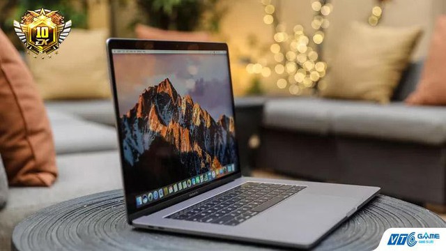  Chiếc Macbook Pro 15 Touchbar 2017 với giá 66 triệu đồng ... 