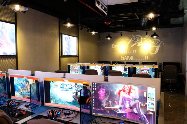 PC Factory Gaming - Cyber game phong cách Hàn Quốc ngay giữa T.P. Hồ Chí Minh