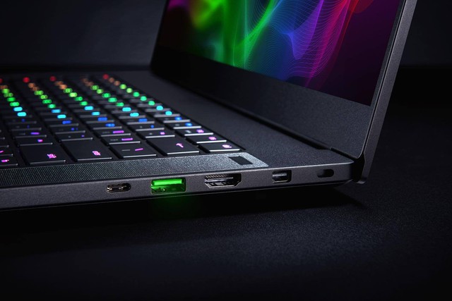 Laptop gaming Razer Blade 2018 hoàn toàn lột xác - quá đẹp, quá chất