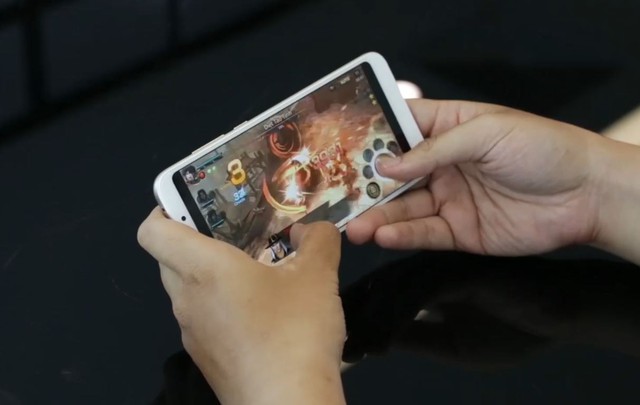 Trải nghiệm loạt game nặng trên smartphone Xiaomi Redmi 5 Plus chỉ có giá 3 triệu đồng